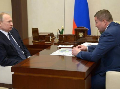 Волгоградцы уверены: Путин не доверяет Бочарову