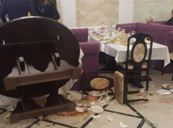 Предприниматель открыл стрельбу на корпоративе в кафе «Фьюжн» в Волгограде 