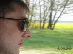 На трассе Волгоград-Элиста нашли сгоревшую машину и убитого волгоградца