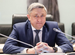 Председатель КСП Волгоградской области Александр Носов отчитался о миллионных доходах