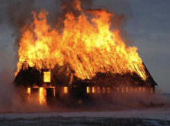 Обгоревший труп обнаружен в селе Терса Волгоградской области