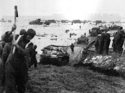 28 ноября 1942 года – под Сталинградом немецкое командование сформировало группу армий «Дон» в целях спасения армии Паулюса