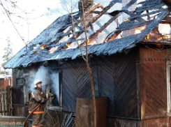 Под Волгоградом сгорел частный дом: погиб 59-летний мужчина