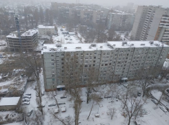 Жители волгоградской многоэтажки добились перерасчета огромных платежек ЖКХ за январь