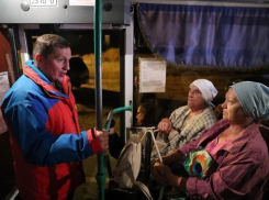 Губернатор Андрей Бочаров сообщил об отсутствии угрозы селам под Волгоградом