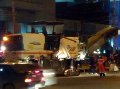 Дорожники начали асфальтировать улицу Краснознаменскую