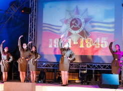 Компания «ЕвроХим-ВолгаКалий» в День Победы подарила котельниковцам концерт