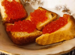 Опасную «подпольную» икру просят не покупать волгоградцев 