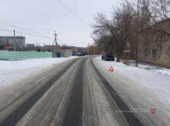 25-летний парень на «Лифан» протаранил дерево под Волгоградом: пассажирка в больнице