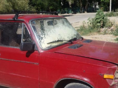 Баллон с монтажной пеной взорвался в салоне авто в Волгограде