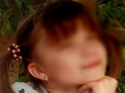 Родителей ищут для улыбчивой и кареглазой 13-летней девочки из Волгоградской области