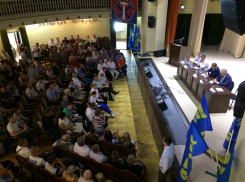 Первый заместитель Центрального аппарата ЛДПР Сергей Каргинов: «Волгоградское реготделение произвело великолепное впечатление»