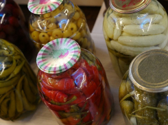 Трое волгоградцев скончались от ботулизма