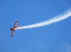 «Мёртвые петли и контролируемое падение»: чемпионат России по авиагонкам прошёл в Волгограде