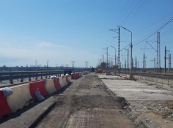 Росприроднадзор увидел на видеоролике загрязнения во время покраски моста через ГЭС