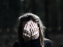 Волгоградец проводил даму до дома и изнасиловал ее