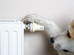 Жителям 5-этажного дома в центре Волгограда включили отопление