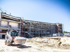 Аэропорт Волгограда строит новый терминал с нарушениями