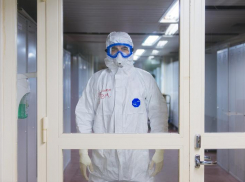 Волгоградец с коронавирусом ждал врача на дом 3 дня: так и не дождался