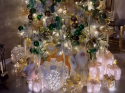 Ирина Дубцова показала новогоднюю роскошь одной из московских квартир: просто сказка