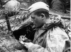 «И вот наши окопы окружили немецкие танки...»