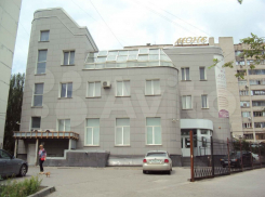 Гостиницы, автосалоны, цеха, бизнес-центры: в Волгограде массово распродаётся бизнес