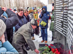 Первый в России памятник погибшим в ходе спецоперации был открыт под Волгоградом 