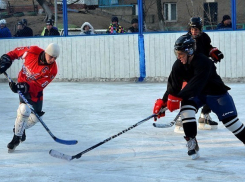 Дворовые команды по хоккею поборются за сладкие призы в Волгограде