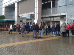 Волгоградцев эвакуировали из ТРК «Европа Сити Молл»