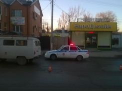 В центре Волгограда водитель «УАЗ» сбил 39-летнюю пешехода