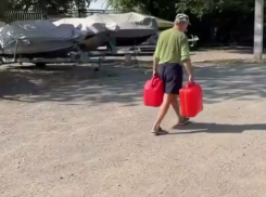 Новый признак перспективных мужчин нашли волгоградки: у него есть канистры с бензином