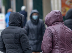 Десять дней лечился сам: подробности о трех погибших с COVID-19 в Волгоградской области