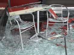 Посетитель от злости разгромил кафе под Волгоградом