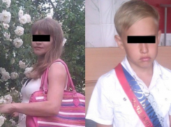 Неизвестные обвиняют волгоградку, чей 11-летний сын был найден мертвым дома
