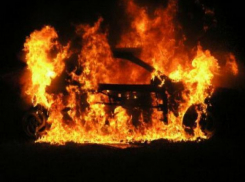 Под Волгоградом сварщик случайно сжег свою «семерку»