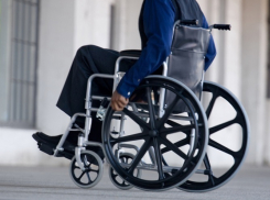 Инвалид под Волгоградом через суд добилась права ходить самостоятельно