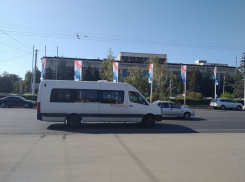 Волгоградцы требуют: «Не можете наладить работу автобусов – верните маршрутки»