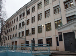 В Волгограде на школьном дворе найдена мина