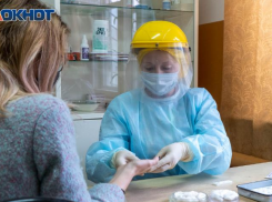 14 процентов волгоградцев одобряют платное лечение для непривитых от COVID-19