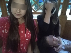 Он обещал, что мы ещё встретимся в лагере, - подруга 14-летнего школьника, который скончался в сетевом магазине Волгограда