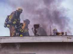 Двое мужчин сгорели в 3-комнатных квартирах в Волгограде
