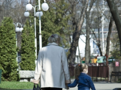Под Волгоградом водитель на «Спутнике» сбил двоих несовершеннолетних и пенсионерку