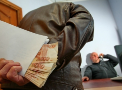 Начальник капремонта ВолГАУ за взятку отсидит 7 лет и выплатит почти 16 млн