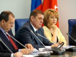 Депутатов Волгоградской областной думы срочно собирают за заседание