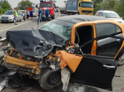 Смертельное ДТП в Чапурниках: Lifan на встречной полосе протаранил рейсовый автобус