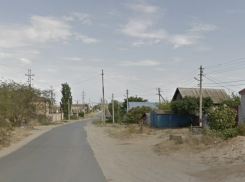 Как в каменном веке: второй месяц выживают без воды жители Волгограда