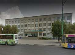 Стало известно, в какой цвет покрасят фасад Волжского медколледжа