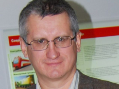 Журналист из Волгограда Владимир Ельников умер в Москве в день своего рождения 