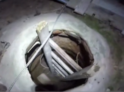 Волгоградца вытянули из 4-метрового колодца – видео