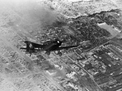 20 августа 1942 года - немецкие самолеты совершили 3 сильных налета на Сталинград